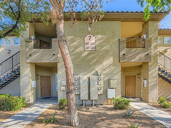2nd image of 4400 S Jones Blvd Unit 2007