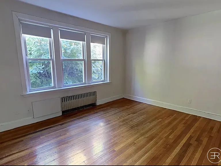 1572 Beacon St #1 — Photo 9