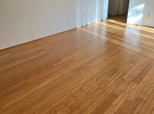 3101 S Manchester St APT 515, Falls Church, VA 22044