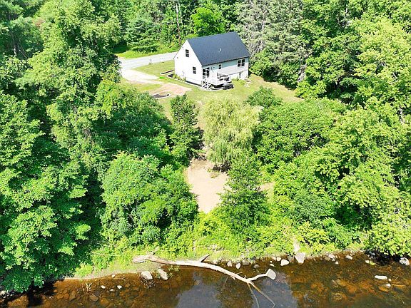 5th image of 229 Back Ashuelot Road