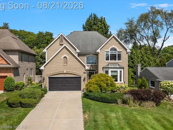 2010 Northlawn Blvd, Birmingham, MI 48009