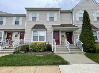 4505 Pepperidge Ct, Freehold, NJ 07728