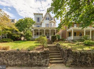 3423 Oakwood Ter NW, Washington, DC 20010