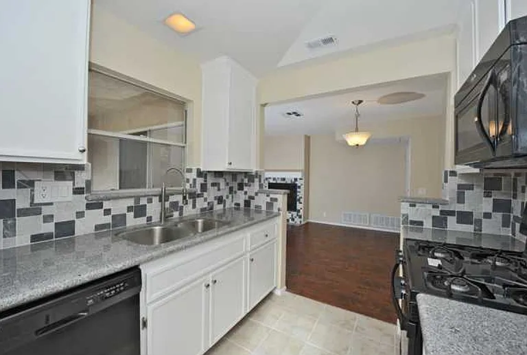 10720 Aderman Ave #54 — Photo 9