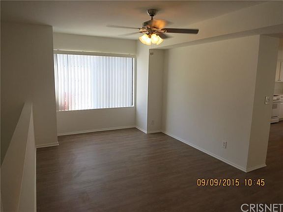 5th image of 22000 Collins St APT 1
