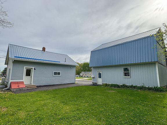 3rd image of 22 Ayer Street