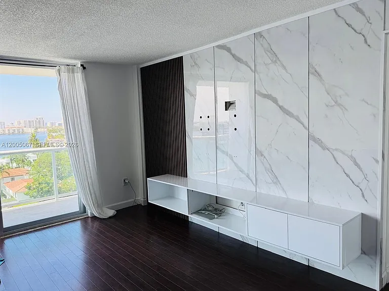 2841 NE 163rd St #1007 — Photo 39