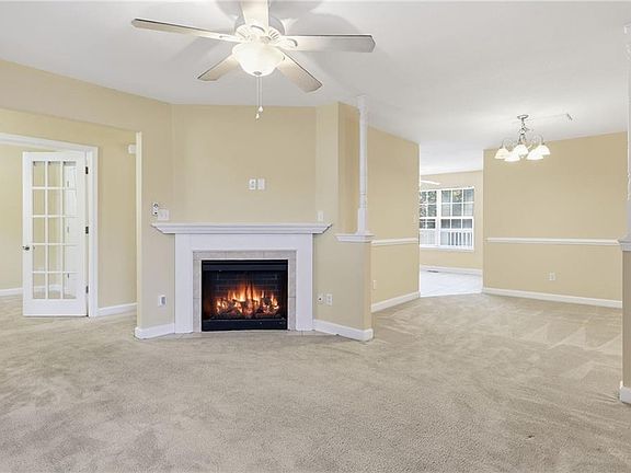3rd image of 3216 Vimy Ridge Ave