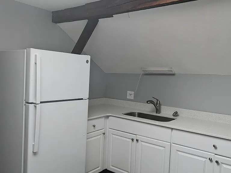 12 Jabish St #8 — Photo 3