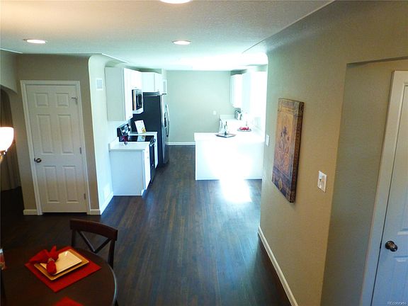 5th image of 2395 Garrison St