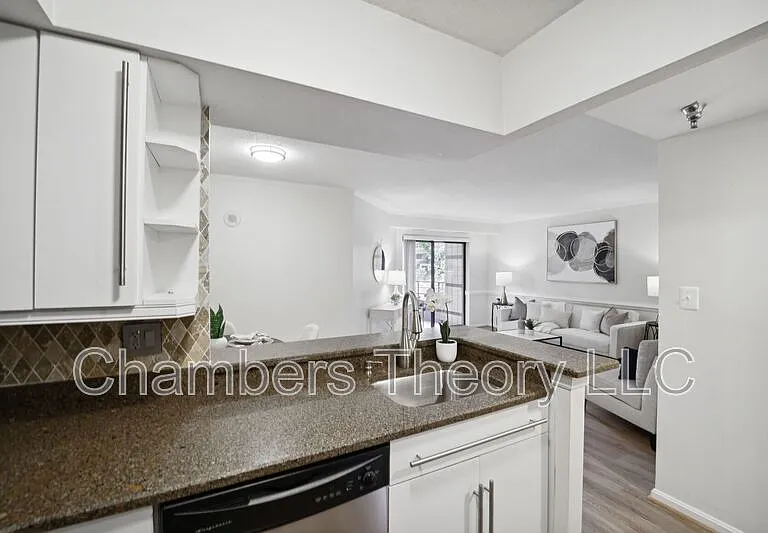 2400 Clarendon Blvd #201 — Photo 8