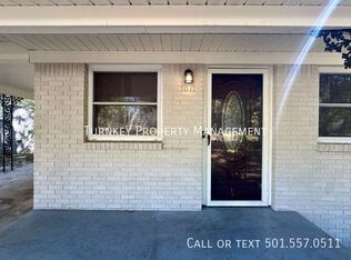 1011 Edgehill Dr, Benton, AR 72015