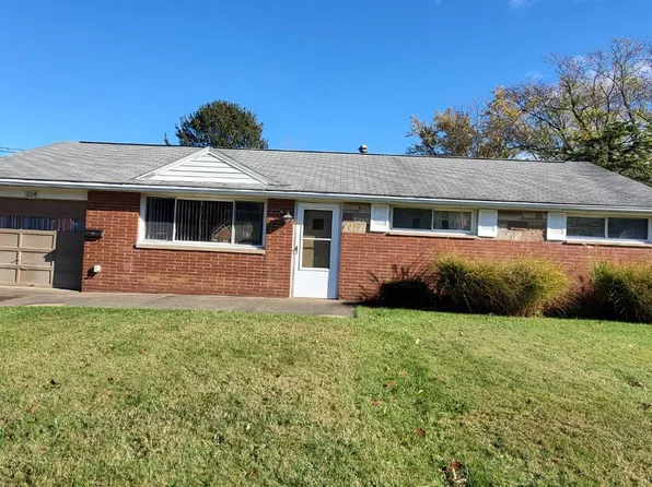 304 Florence Ave, Alliance, OH 44601