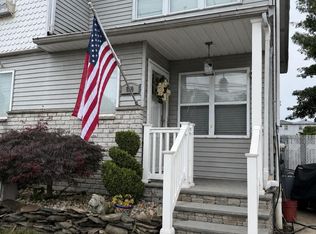 860 Bloomingdale Rd, Staten Island, NY 10309