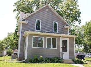 405 Harwood Ave, Waterloo, IA 50701