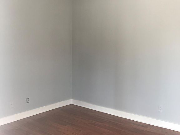 2nd image of 429 E Brandeis Ave