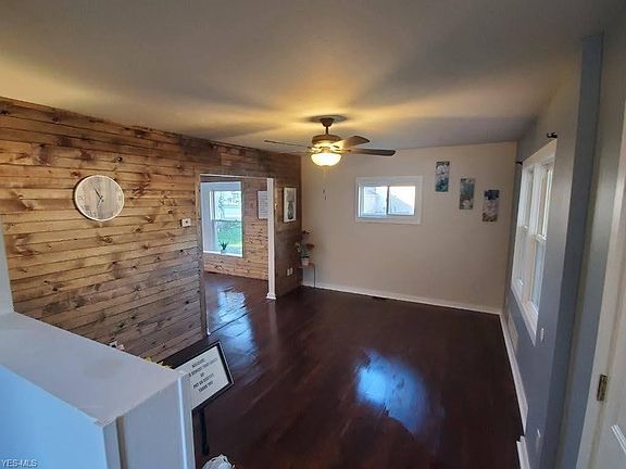3rd image of 1294 Kentucky Ave