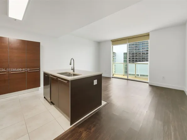1900 N Bayshore Dr, Miami, FL