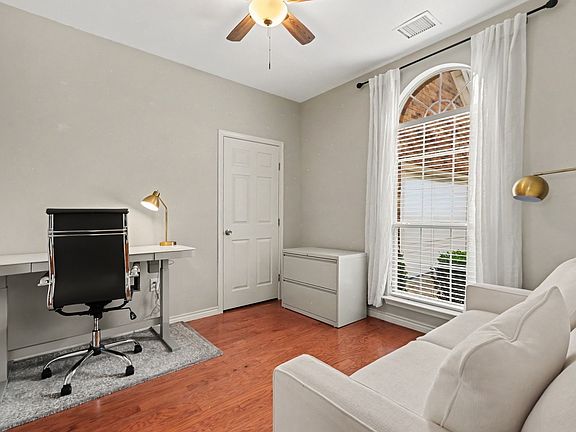 5th image of 8006 Killarney Ln
