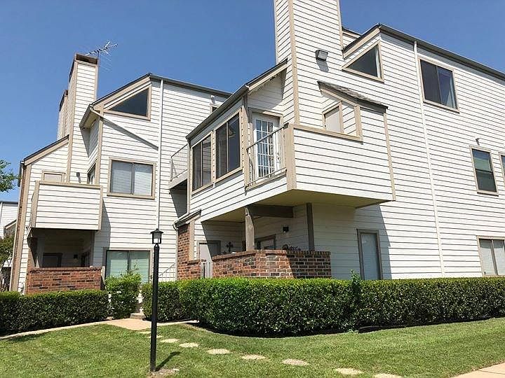 1st image of 3125 Sondra Dr APT 203