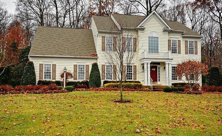 1st image of 7810 Abbey Oaks Ct