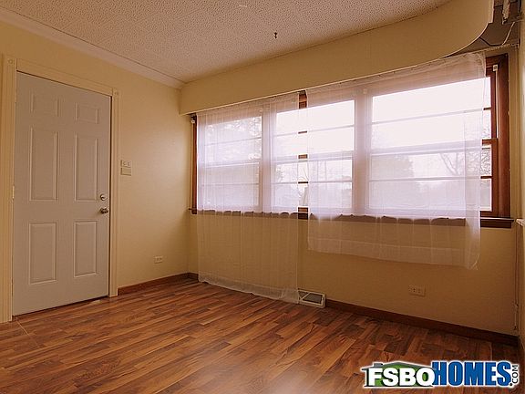 Main Entrance with Sun Room / Office