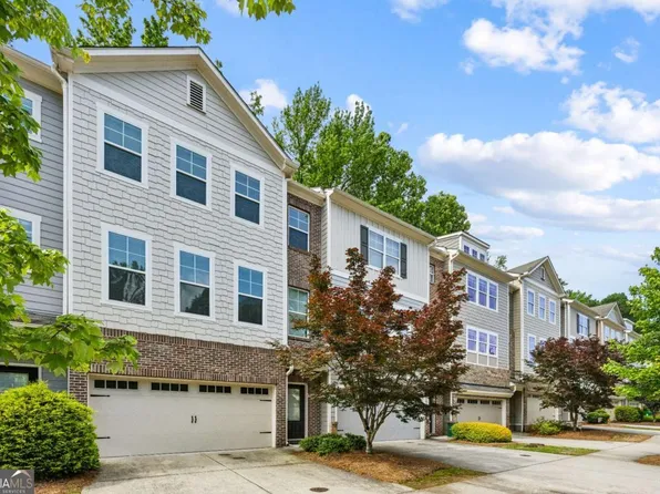 2817 White Oak Ln, Decatur, GA 30032