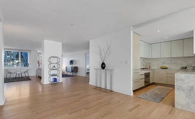 Rented by Battery Park Realty | media 33