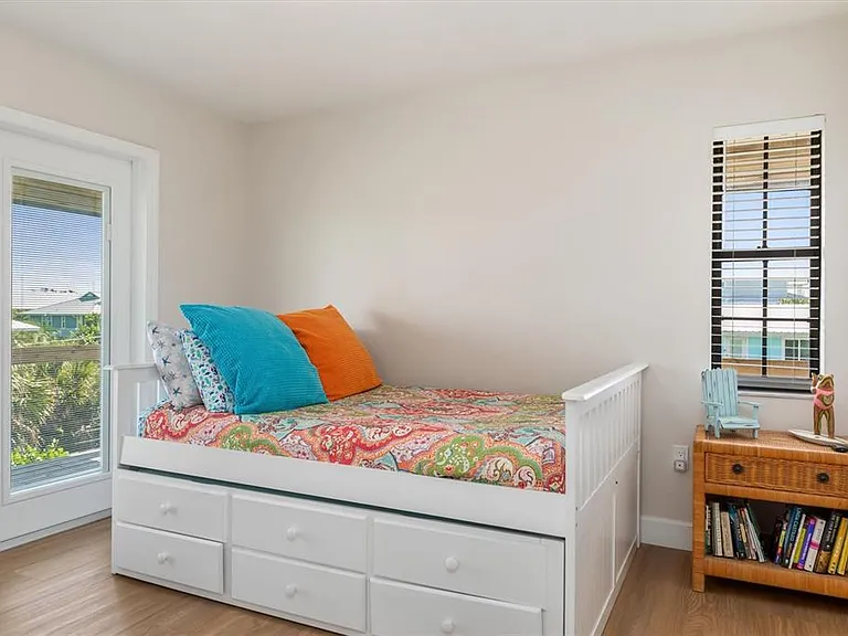 9498 Alborado Rd — Photo 38