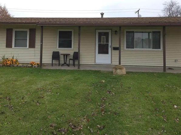 1041 Galbraith Drive, Clinton, IA 52732