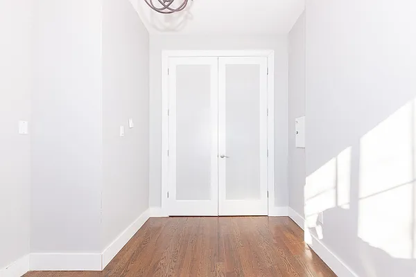 Rented by MySpaceNYC | media 6