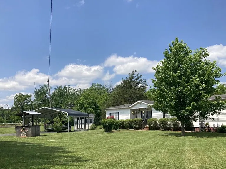 107 Puckett Rd — Photo 1