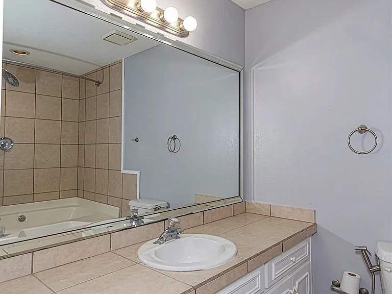 6913 Dorsey Dr — Photo 26