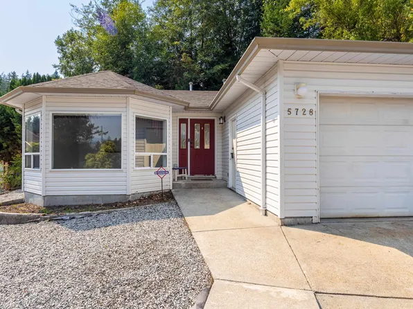 5728 Trail Ave, Sechelt, BC V7Z 0L8