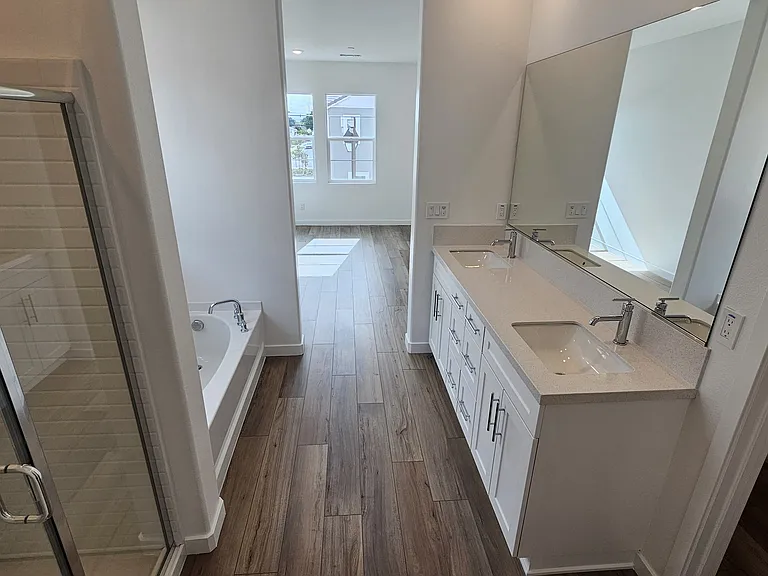 415 Willow Run Ln — Photo 8