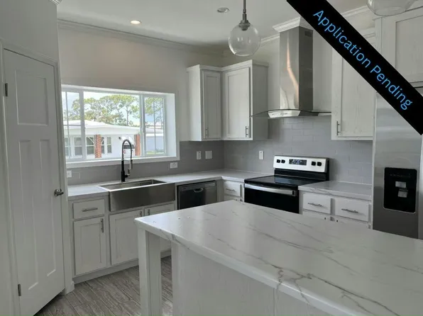 356 Jose Gaspar Dr #356, North Fort Myers, FL 33917