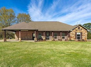 2576 E Mountain Rd, Longview, TX 75604
