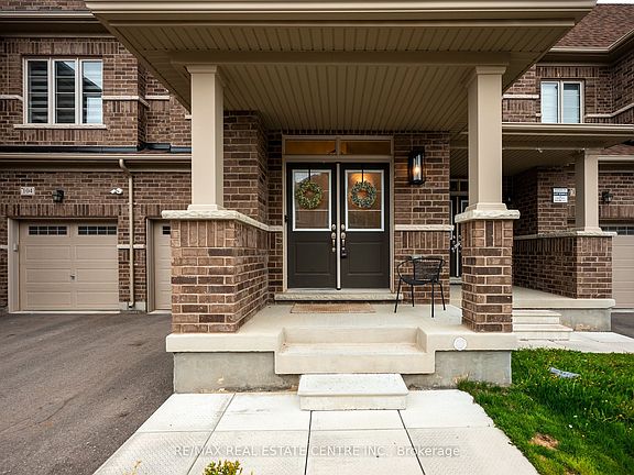 3rd image of 106 Adventura Rd