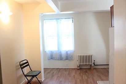 1st image of 15320 Sanford Ave