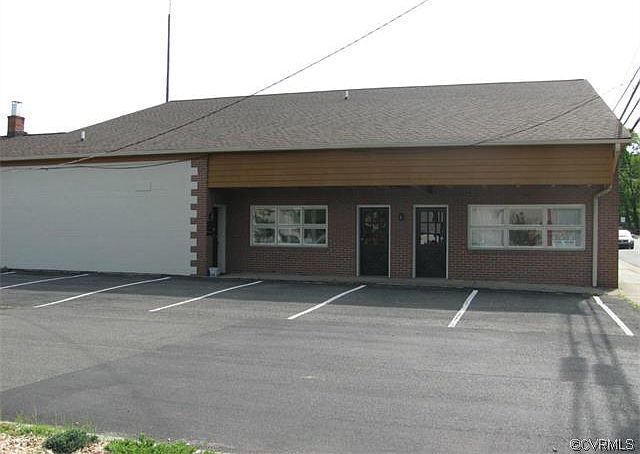 2nd image of 113 Hanover Ave