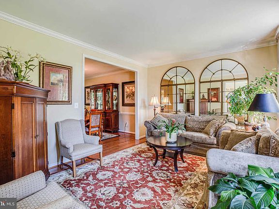 5th image of 6132 Stegen Dr