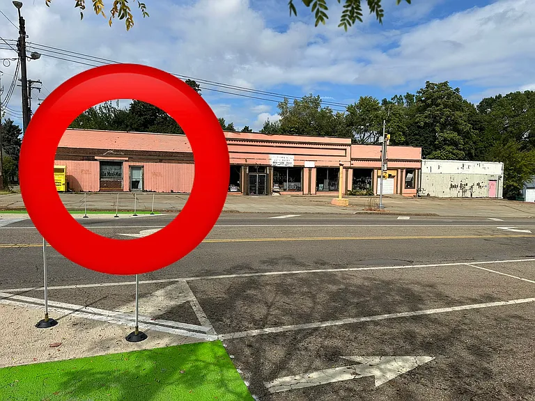 737 E Exchange St — Photo 2