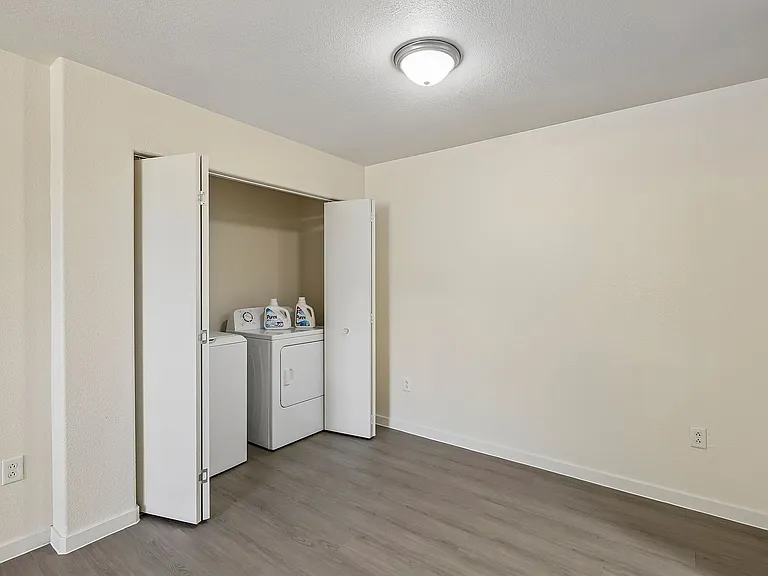 72-web-or-mls-unit D129-010