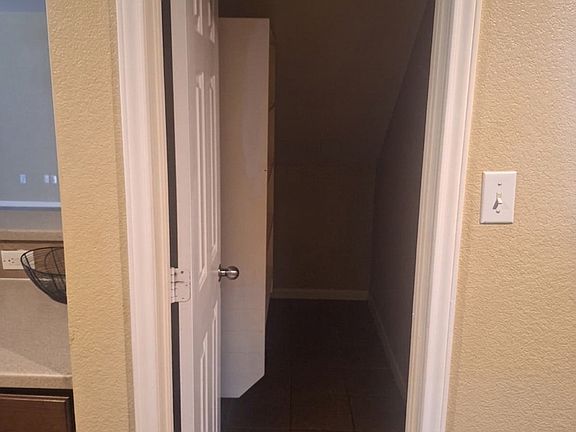 3rd image of 3306 Thunder Creek Dr