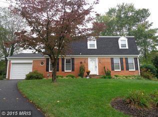 8 Overgate Ct, Cockeysville, MD 21030