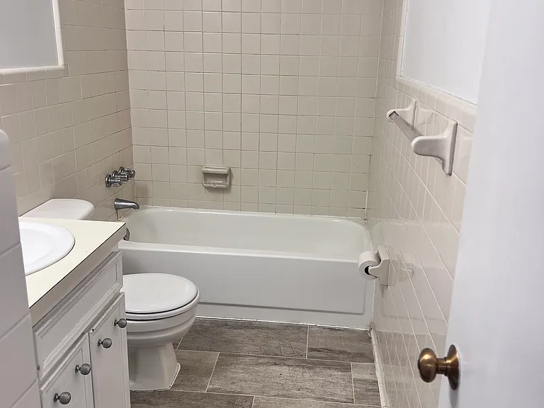 1002 Willow Dr #106 — Photo 13