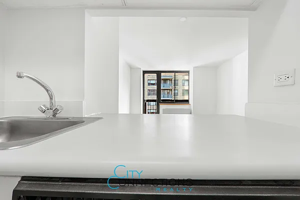 Rented by City Connections Realty | media 22