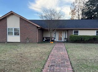205 Gregory Dr, Greenville, MS 38701