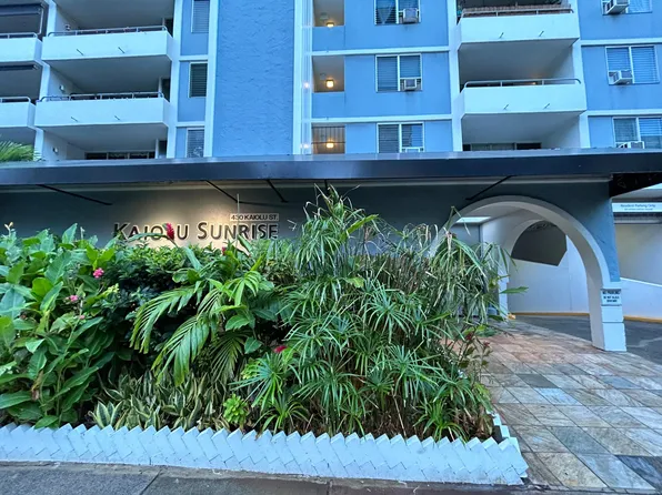 430 Kaiolu St, Honolulu, HI