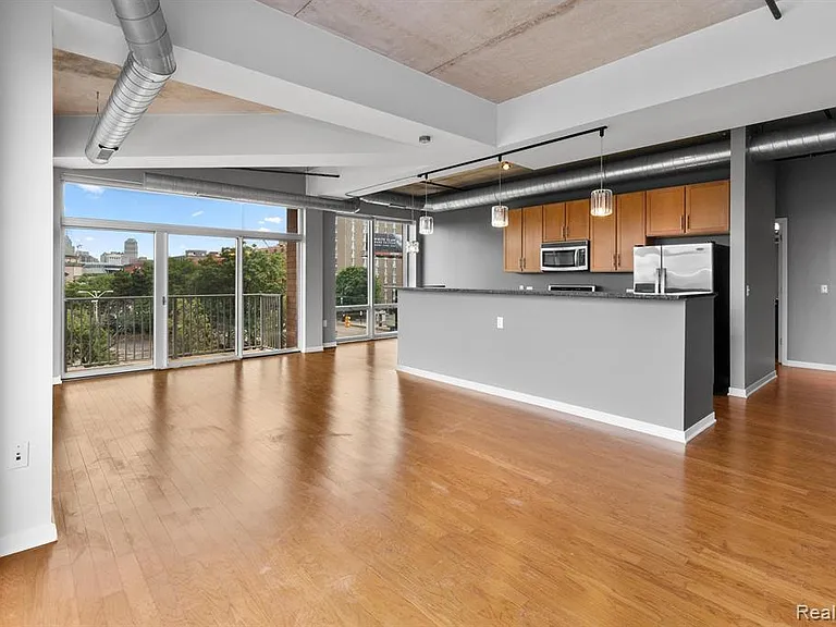 3670 Woodward Ave #314 — Photo 10